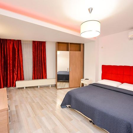 Dracula Adventure Tours Accommodation Bukareszt Zewnętrze zdjęcie