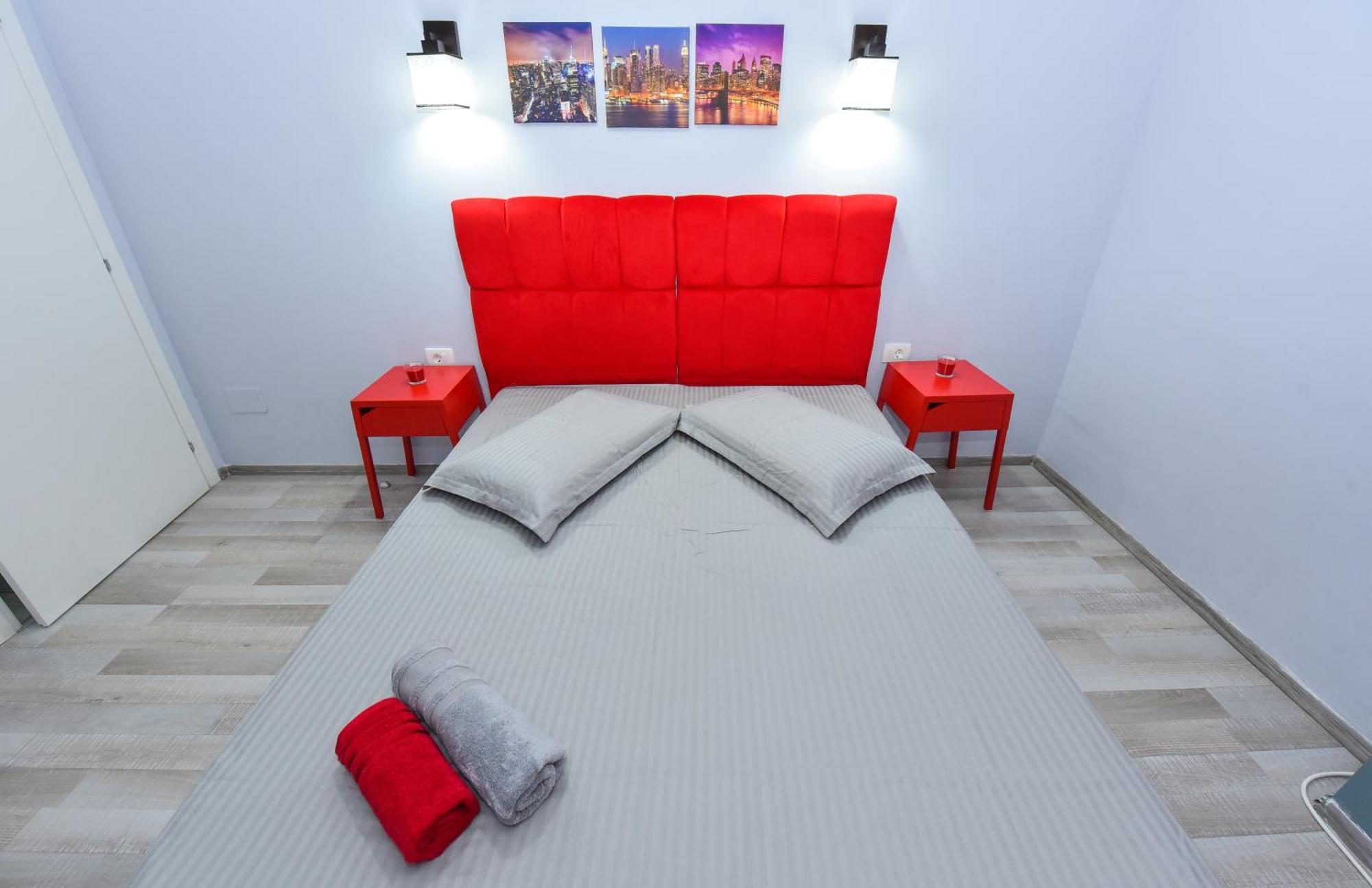 Dracula Adventure Tours Accommodation Bukareszt Zewnętrze zdjęcie