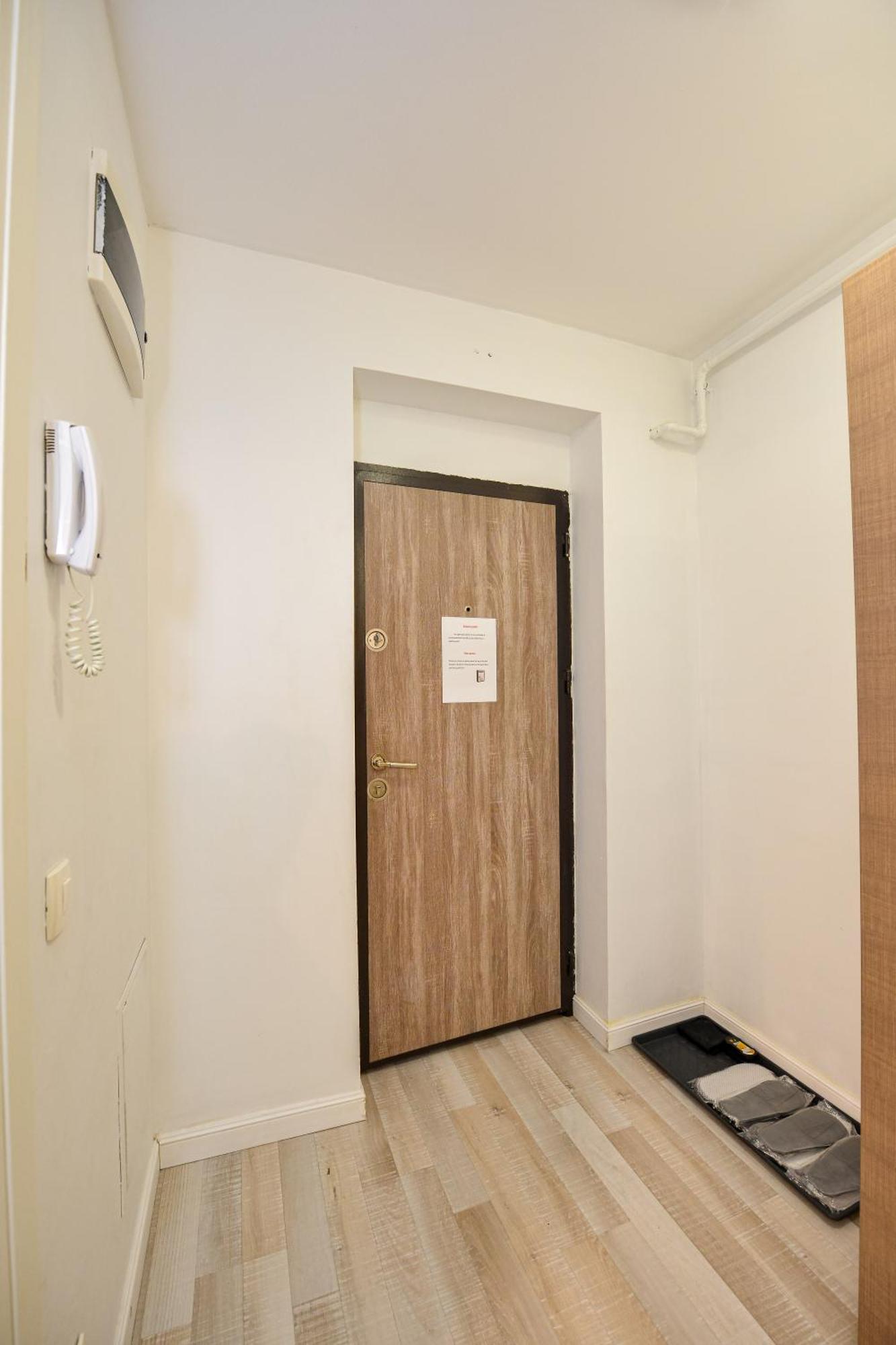 Dracula Adventure Tours Accommodation Bukareszt Zewnętrze zdjęcie